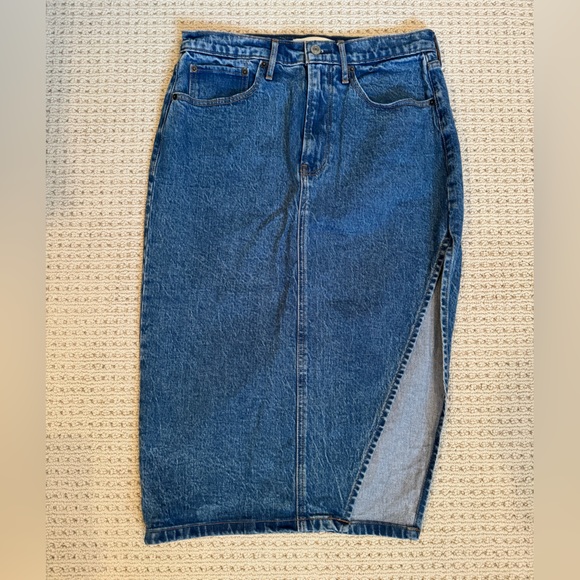 Abercrombie & Fitch Dresses & Skirts - Abercrombie High-Slit Denim Midi Skirt